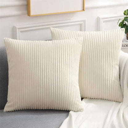 Coussin blanc côtelé rayures