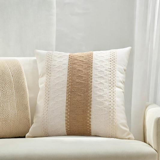 Coussin brodé rayures tissées