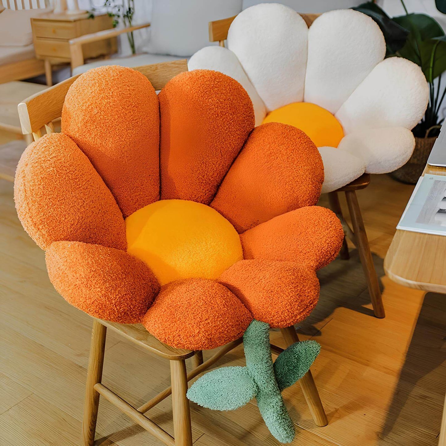 Coussin fleur moelleux