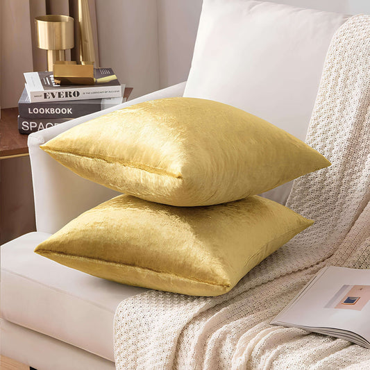 Coussin jaune velours doré