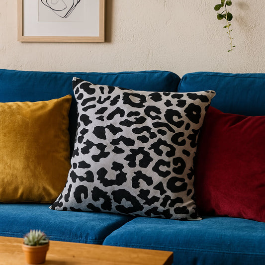 Coussin léopard classique