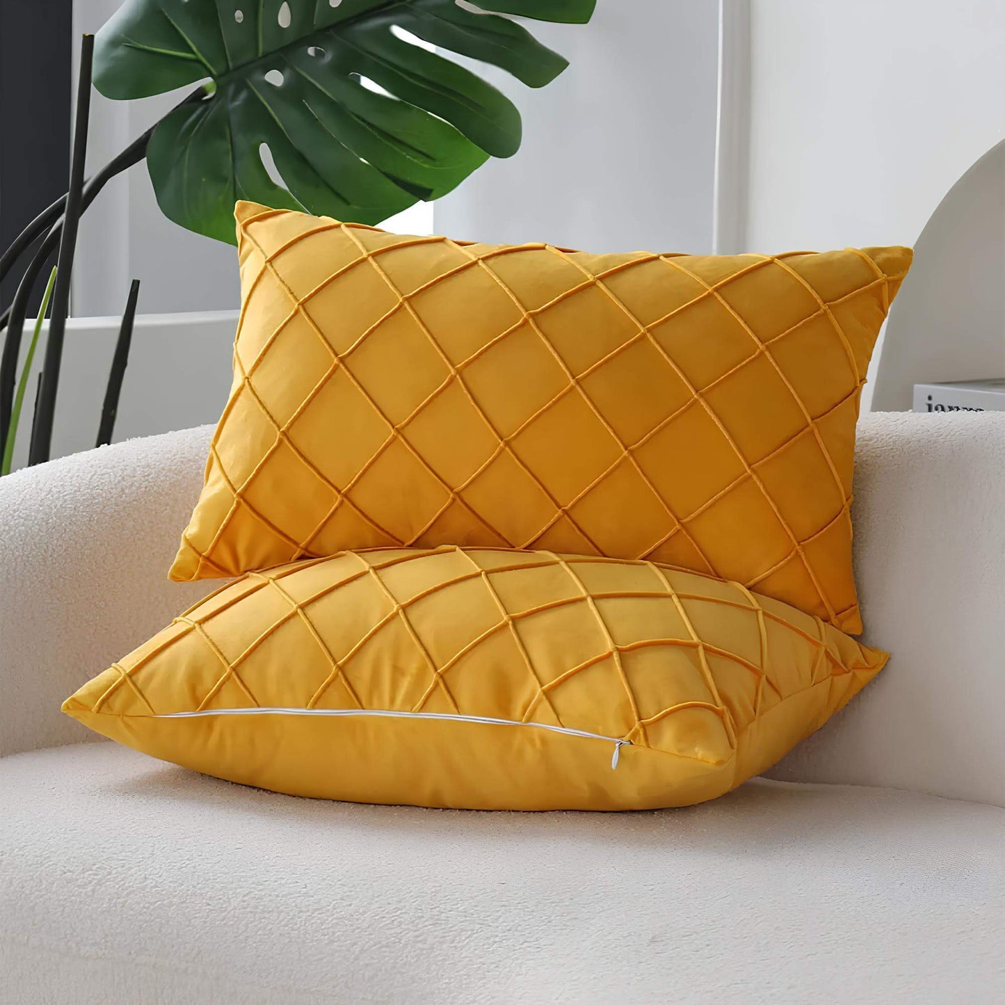 Coussin jaune rectangulaire scandinave