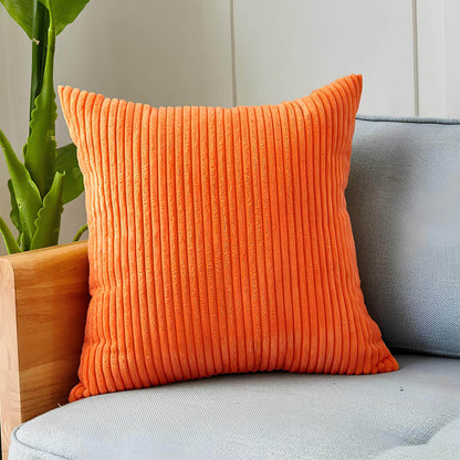 Coussin orange velours côtelé